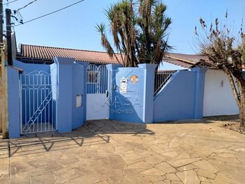 house em Rua Carlos Gomes, Harmonia - Canoas - RS