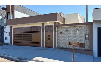 house em Rua Guido Albino Bissacot, Residencial Ouro Verde - Botucatu - SP