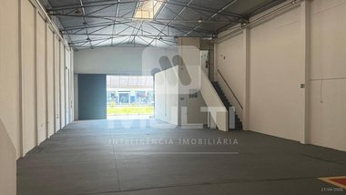 industrial em Avenida Getúlio Vargas, Daniel Fonseca - Uberlândia - MG
