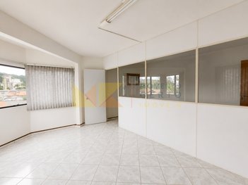 office em Rua Marechal Deodoro, Vila Nova - Blumenau - SC