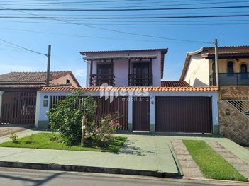 house em Rua 43, Jardim Itatiaia - Itatiaia - RJ