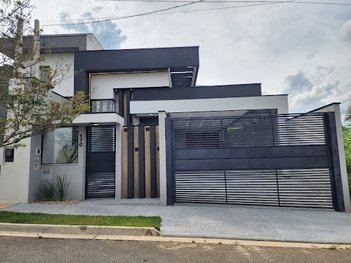 house em Rua Esmeralda Homsi Meirelles dos Santos, Pinheirinho - Vinhedo - SP