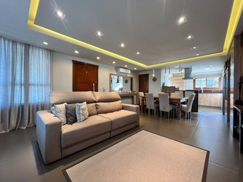 apartment em Rua Ermelinda Barbacovi, Bavária - Gramado - RS