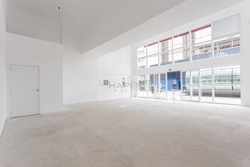 office em Rua Lourenço Pinto, Centro - Curitiba - PR