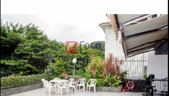 Cômodo Condomínio