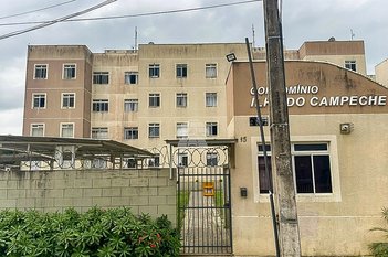 apartment em Rua Aristeu de Castro Fernandes, Guaraituba - Colombo - PR