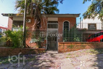house em Rua Itapitocaí, Cristal - Porto Alegre - RS