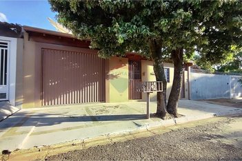 house em Rua Lucy Ramos Guimarães Borges, Núcleo Habitacional Monsenhor Pasetto - Lins - SP