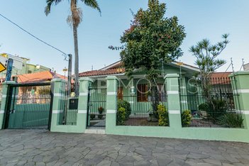 house em Benno Mentz, Vila Ipiranga - Porto Alegre - RS