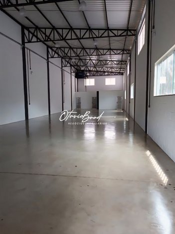 industrial em Avenida Reynaldo de Porcari, Medeiros - Jundiaí - SP