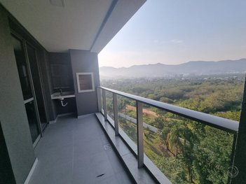 apartment em Haroldo Soares Glavan, Cacupé - Florianópolis - SC