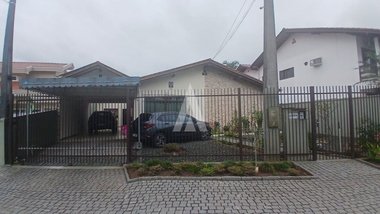 house em Rua Desembargador Guilherme Abry, Saguaçu - Joinville - SC