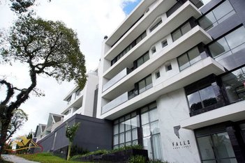apartment em Rua Valdivia, Hugo Lange - Curitiba - PR