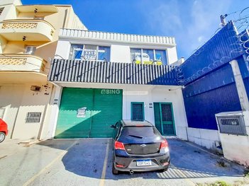 business em Avenida Berlim, São Geraldo - Porto Alegre - RS