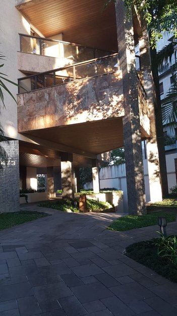 apartment em Rua Santo Inácio, Moinhos de Vento - Porto Alegre - RS