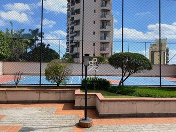 apartment em Rua General Eldes de Sousa Guedes, Jardim Colombo - São Paulo - SP