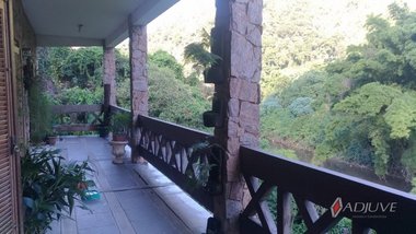 house em Engenheiro Durval De Souza, Samambaia - Petrópolis - RJ
