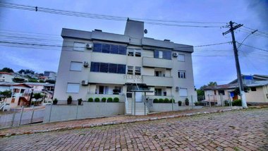 apartment em Rua Pinheiro Machado, Chácaras - Garibaldi - RS
