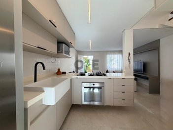 house em Estrada Danúbio, Jardim Pioneiro - Cotia - SP