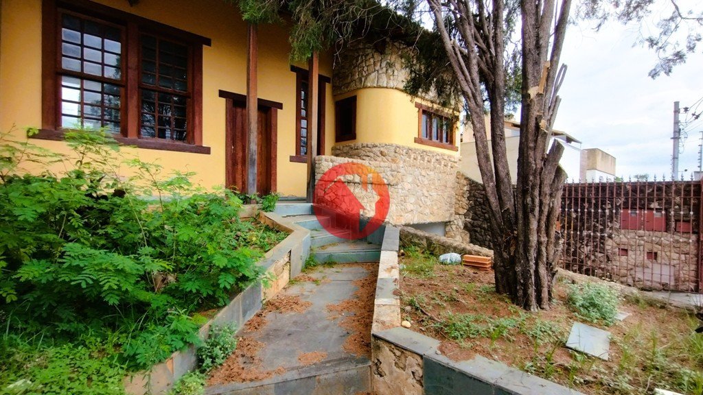 Casa com 4 quartos — Itapoã, Belo Horizonte