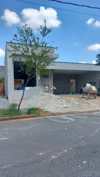 house em Rua Japão, Parque das Nações - Pindamonhangaba - SP