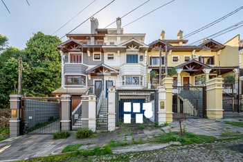 house em ALMIRANTE MARIATH, Tristeza - Porto Alegre - RS