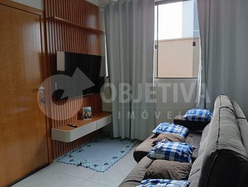 apartment em Rua Quebec, Novo Mundo - Uberlândia - MG