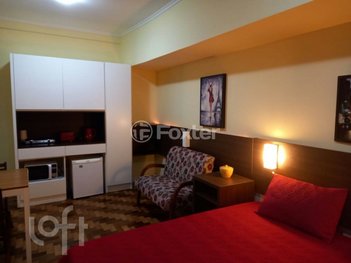 apartment em Rua General Andrade Neves, Centro Histórico - Porto Alegre - RS
