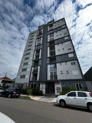 apartment em Rua Doutor Jorge Naamann, Centro - São Leopoldo - RS