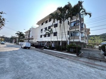 apartment em Das Tainhotas, Jurerê - Florianópolis - SC