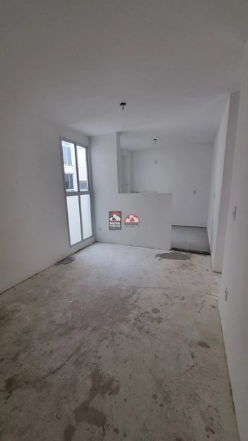 apartment em Rua Imperatriz Leopoldina, Loteamento Jardim Ana Maria - Pindamonhangaba - SP