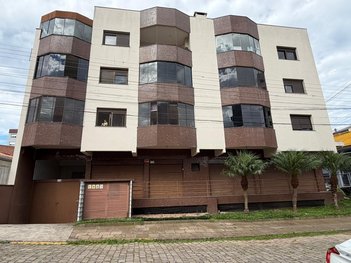 apartment em Rua João Pioner, Sagrada Família - Caxias do Sul - RS