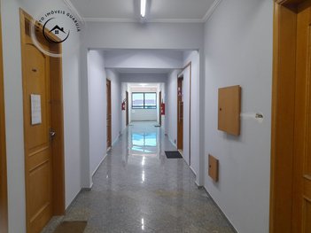 office em Avenida Dom Pedro I, Enseada - Guarujá - SP