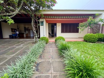 house em Rua Ibirapuitã, Centro - Xangri-Lá - RS