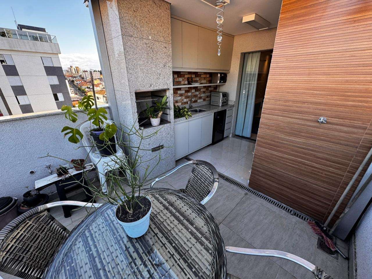 Cobertura com 2 quartos — Sagrada Família, Belo Horizonte