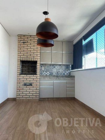 apartment em Rua Romeu Margonari, Santa Mônica - Uberlândia - MG