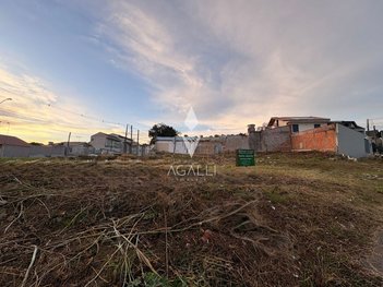 land_lot em Rua Sílvio Gusso, Capão Raso - Curitiba - PR