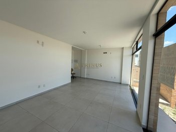 business em Rua Emeline Matildes Crisemann Scheidt, Centro - Palhoça - SC