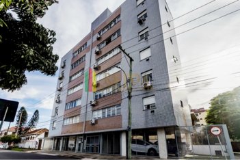 apartment em Rua Cruz Jobim, Jardim Itu - Porto Alegre - RS