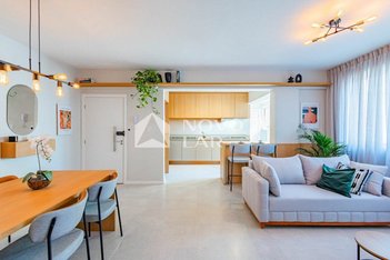 apartment em Avenida Carlos Gomes, Três Figueiras - Porto Alegre - RS