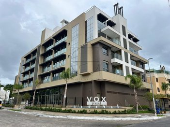 apartment em Avenida dos Dourados, Jurerê Internacional - Florianópolis - SC