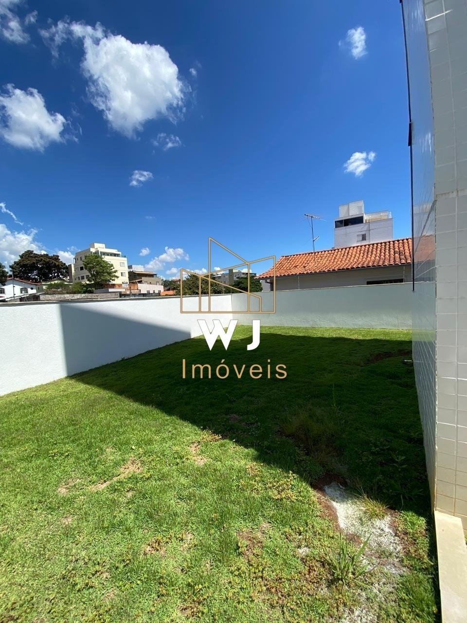 Apartamento com 3 quartos — Santa Rosa, Belo Horizonte