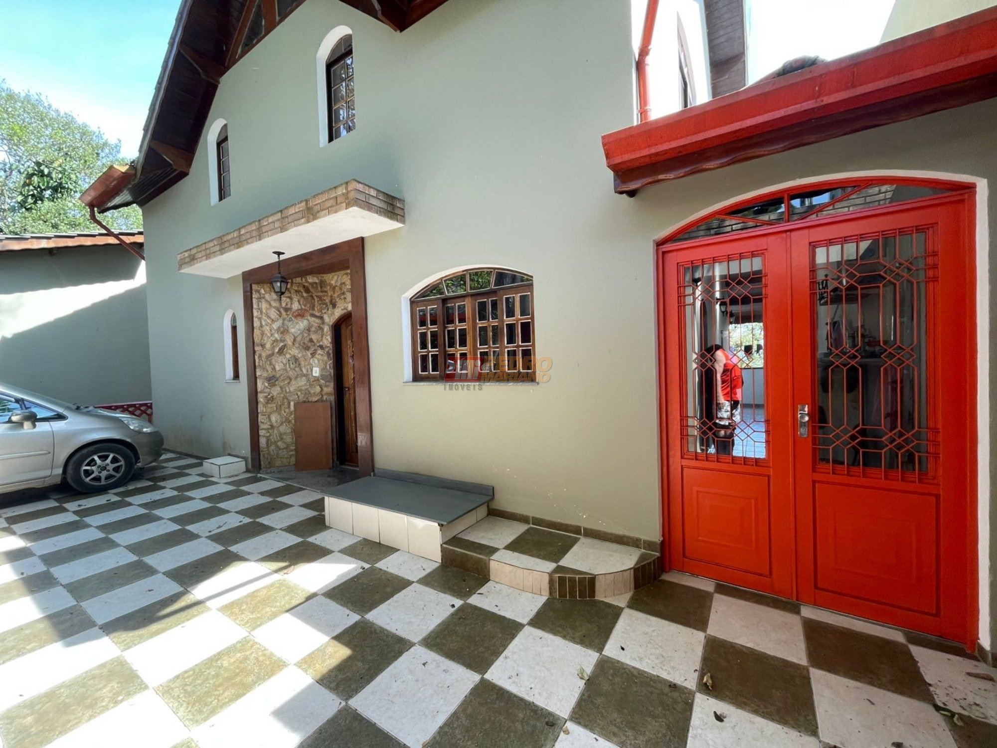 WhatsApp Image 2025-10-06 at 17.52