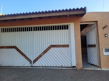 house em Rua Doutor Carlos da Silva Lazcaz, Residencial Santa Madre Paulina - Salto - SP