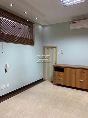 commercial_building em 07, Zona Central - Rio Claro - SP