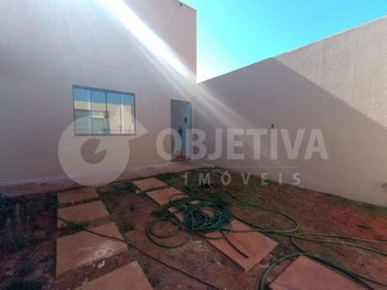 house em Rua Terezinha Ferreira, Loteamento Luizote de Freitas IV - Uberlândia - MG