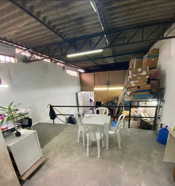 industrial em Avenida Gaspar Vaz, Vila Paulicea - Mogi das Cruzes - SP