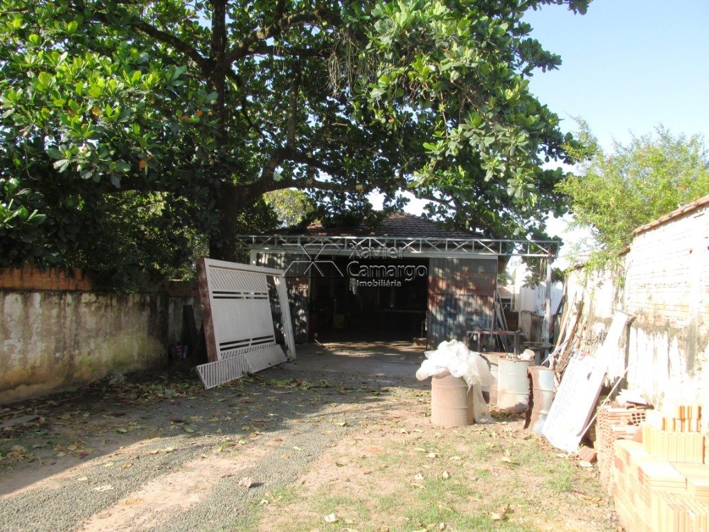 Galpão centro de Ipeuna