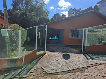 house em Rua Desembargador Oswaldo Areas Horn, Cachoeira do Bom Jesus - Florianópolis - SC