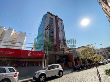 office em Rua Monsenhor Miranda, Centro - Nova Friburgo - RJ